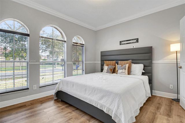 5330 SW 141st Ter, Miramar, FL 33027