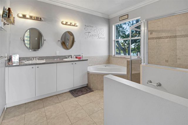 5330 SW 141st Ter, Miramar, FL 33027