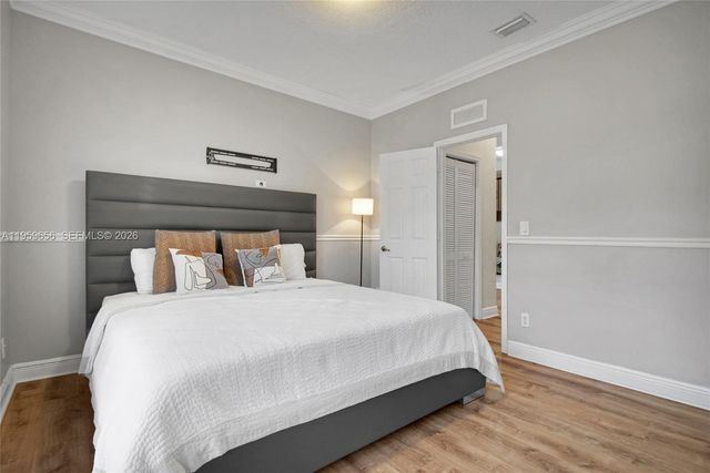 5330 SW 141st Ter, Miramar, FL 33027