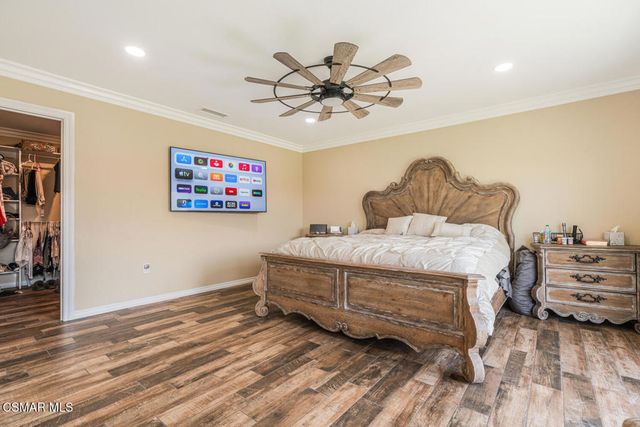 817 N Calle La Sombra, Camarillo, CA 93010