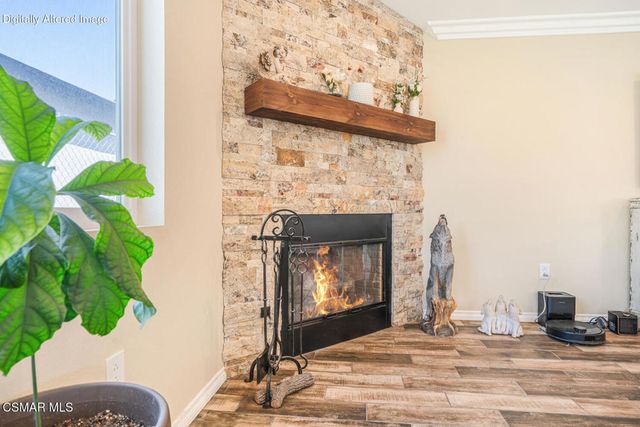 817 N Calle La Sombra, Camarillo, CA 93010