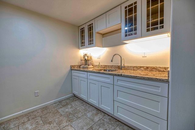 55 Blackberry Hill Rd, Wrentham, MA 02093