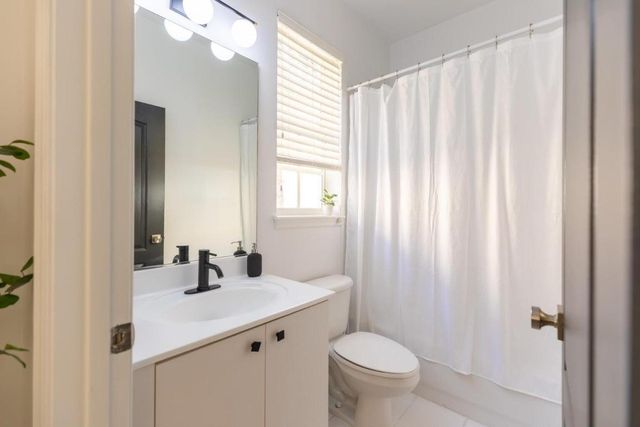 72 Se 6th Avenue H, Delray Beach, FL 33483