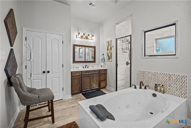 8304 Steppington Drive, Killeen, TX 76542