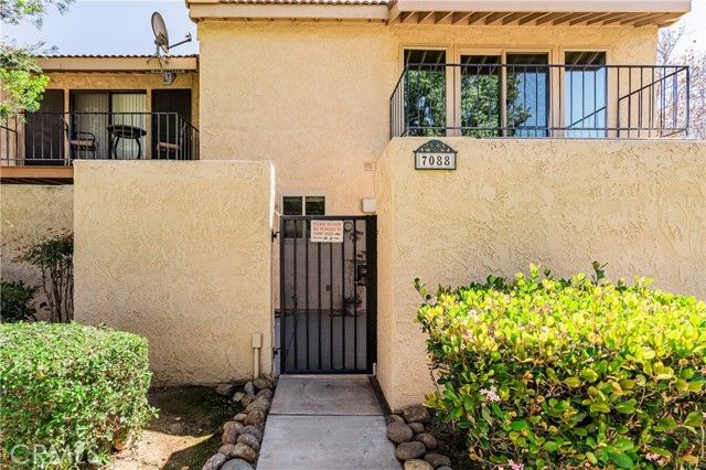 7088 Seville, Riverside, CA 92504