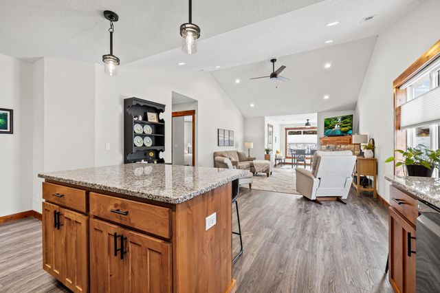 2866 Coventry Circle, River Falls, WI 54022