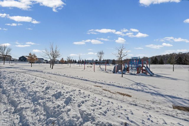 2866 Coventry Circle, River Falls, WI 54022