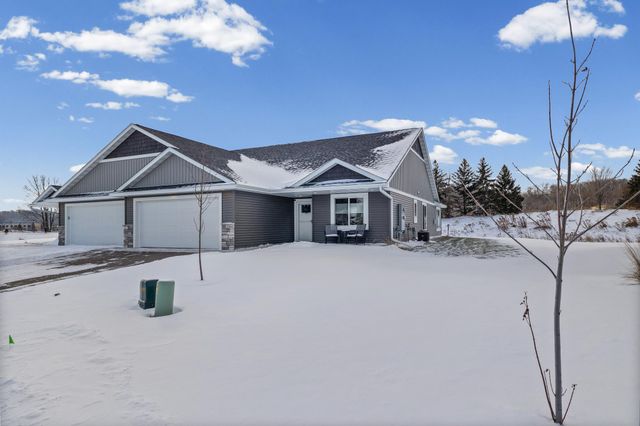 2866 Coventry Circle, River Falls, WI 54022