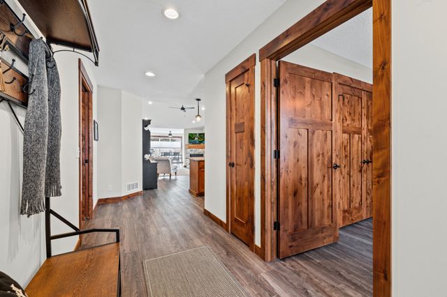 2866 Coventry Circle, River Falls, WI 54022