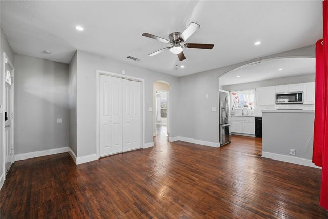 4208 Fairfax Street, Fort Worth, TX 76116