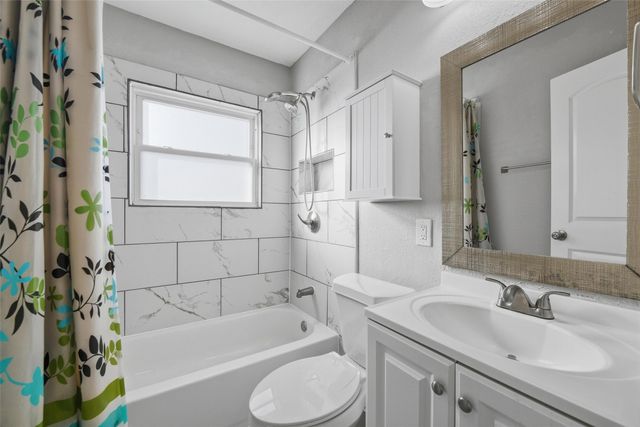 4208 Fairfax Street, Fort Worth, TX 76116