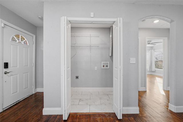 4208 Fairfax Street, Fort Worth, TX 76116