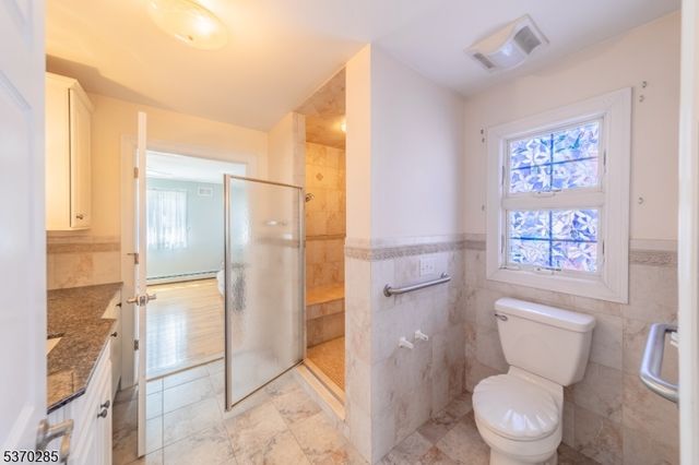 80 Harding Ave, Clark Twp., NJ 07066