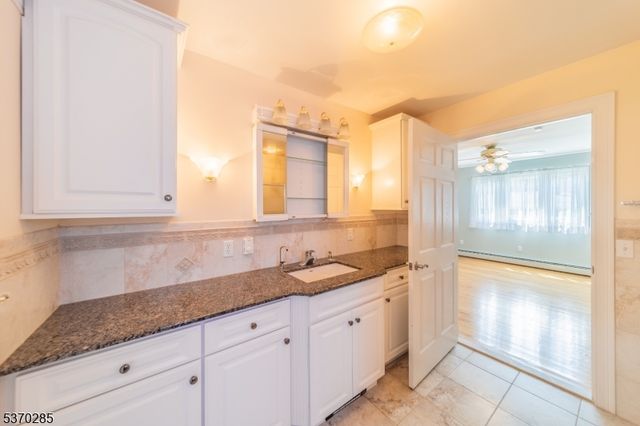 80 Harding Ave, Clark Twp., NJ 07066