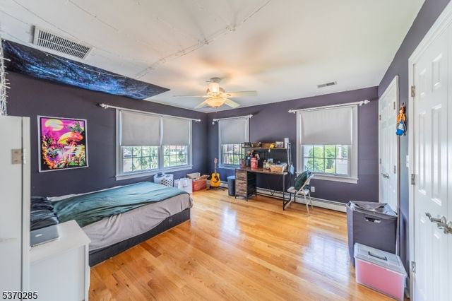 80 Harding Ave, Clark Twp., NJ 07066