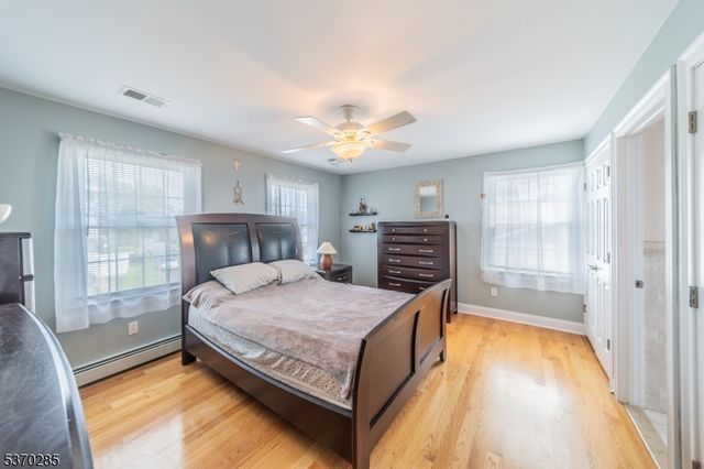 80 Harding Ave, Clark Twp., NJ 07066