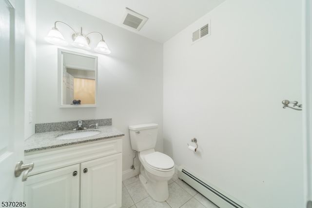 80 Harding Ave, Clark Twp., NJ 07066