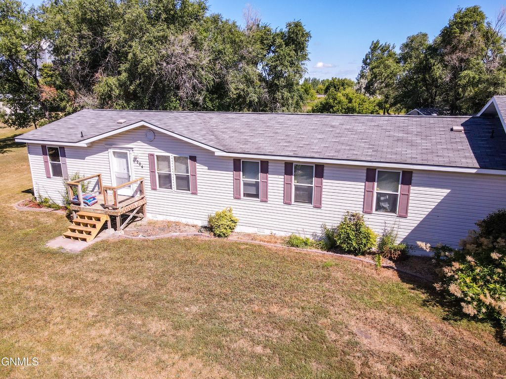 904 Ordway Street, Tower City, ND 58071 photo 1