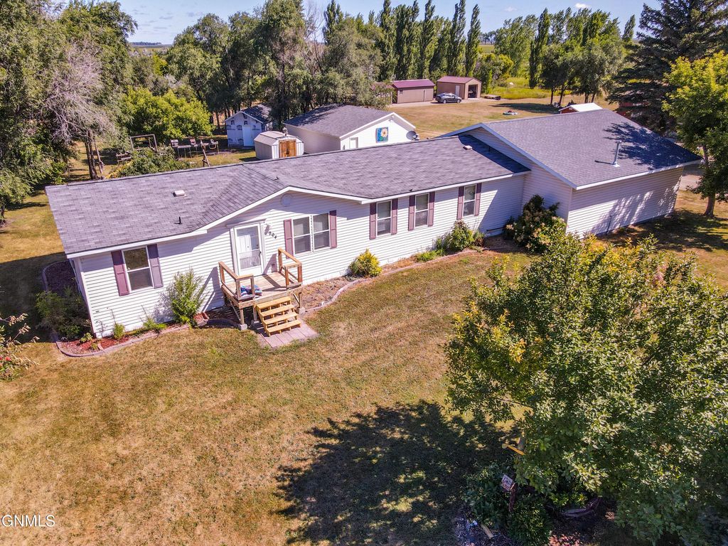 904 Ordway Street, Tower City, ND 58071 photo 3
