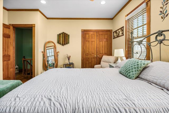 72-31 73rd Street, Glendale, NY 11385