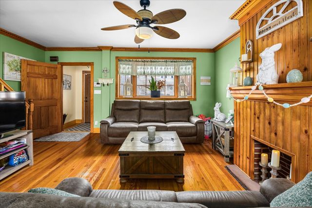 72-31 73rd Street, Glendale, NY 11385