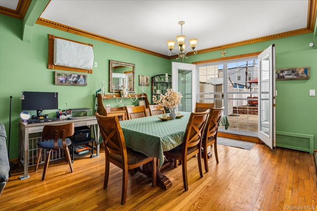 72-31 73rd Street, Glendale, NY 11385