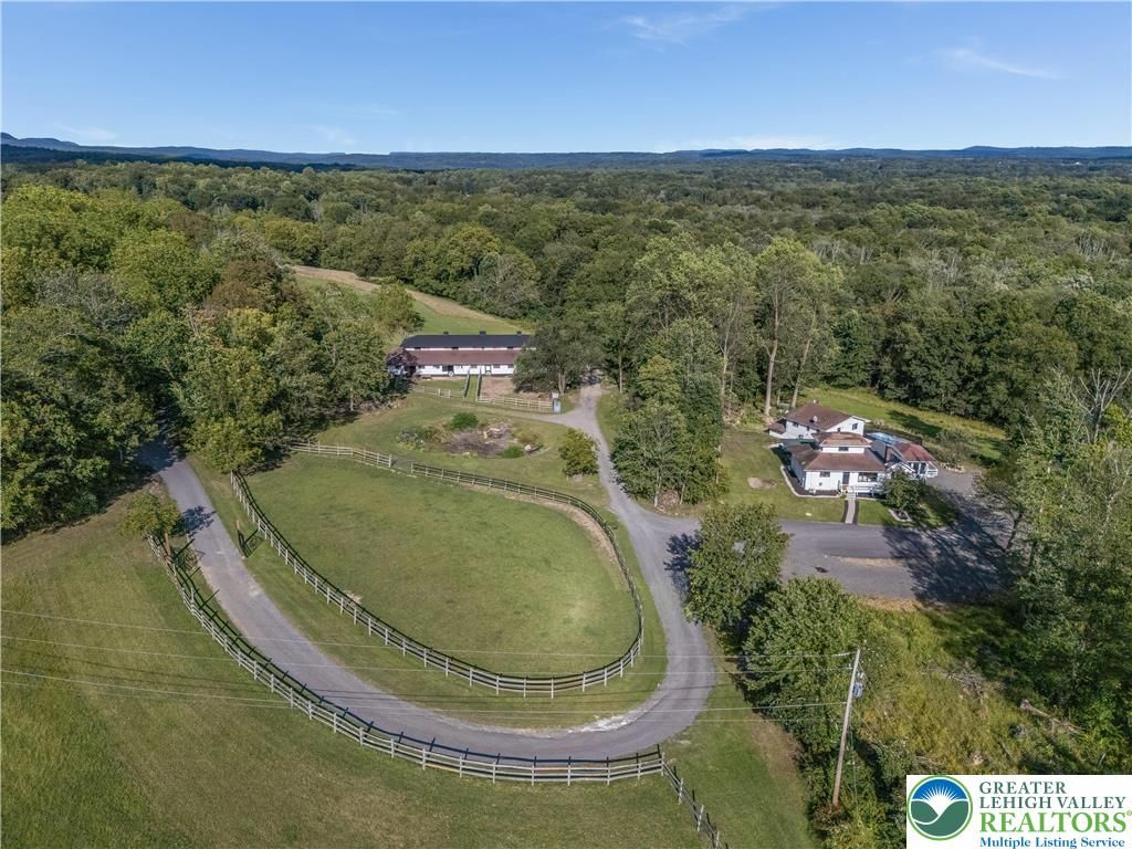 1855 Ridge Road, Upper Mt Bethel Twp, PA 18013