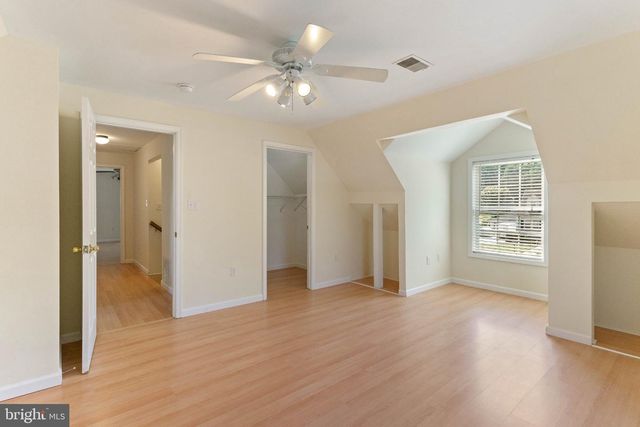 6703 OAK DR, Alexandria, VA 22306