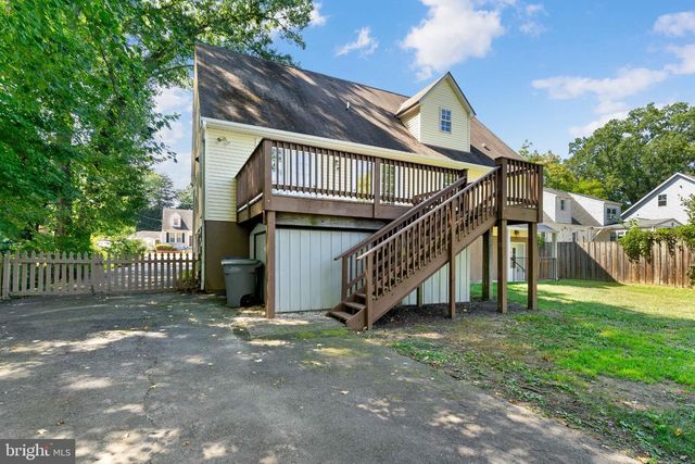 6703 OAK DR, Alexandria, VA 22306