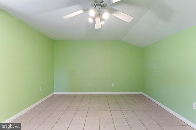 6703 OAK DR, Alexandria, VA 22306