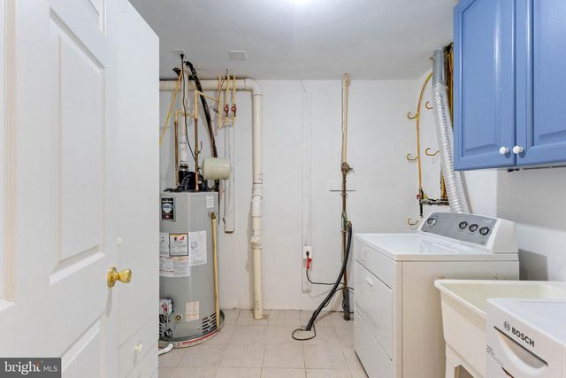 6703 OAK DR, Alexandria, VA 22306