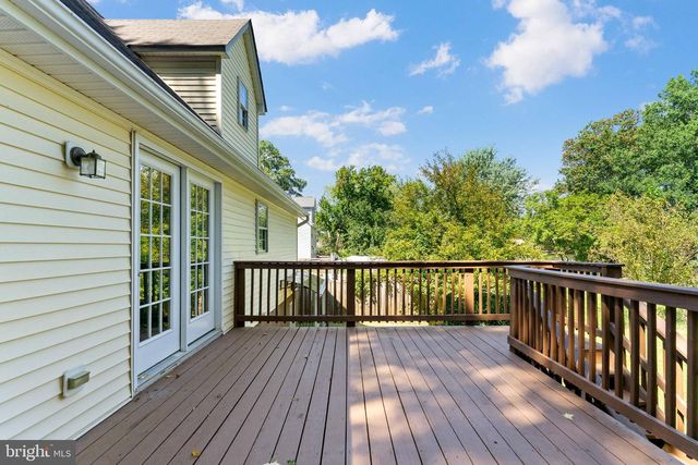 6703 OAK DR, Alexandria, VA 22306
