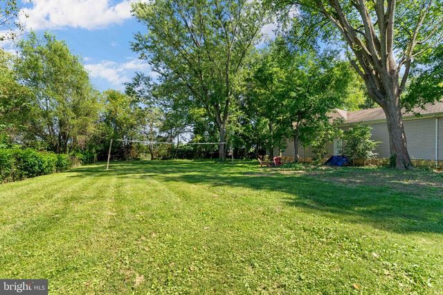 6703 OAK DR, Alexandria, VA 22306