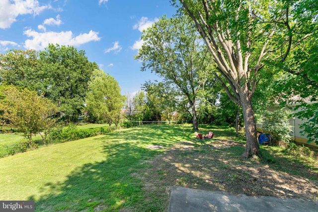 6703 OAK DR, Alexandria, VA 22306