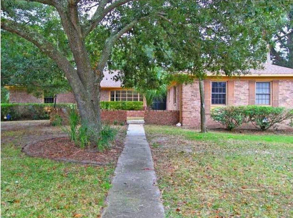 3010 Waterway Boulevard, Isle Of Palms, SC 29451