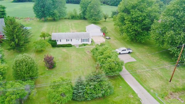 3458 Seymour Road, Clayton Charter Township, MI 48473