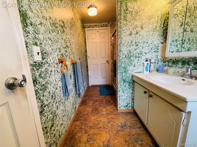 3458 Seymour Road, Clayton Charter Township, MI 48473