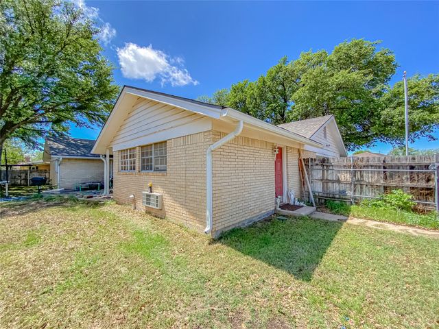 4301 Caprock Road, Abilene, TX 79606