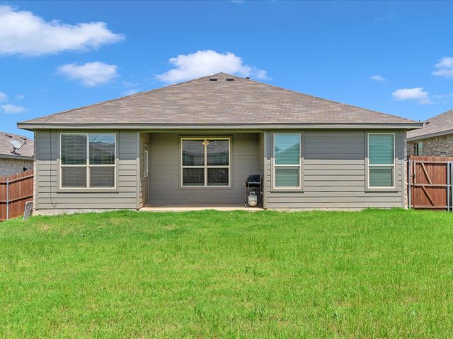 133 Hollytree Lane, Boyd, TX 76023