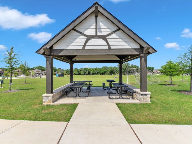 133 Hollytree Lane, Boyd, TX 76023