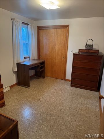 5204 Abbott Road, Hamburg, NY 14075