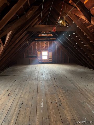 5204 Abbott Road, Hamburg, NY 14075