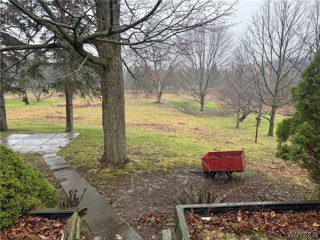 5204 Abbott Road, Hamburg, NY 14075