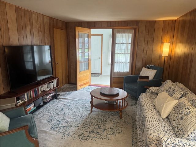 5204 Abbott Road, Hamburg, NY 14075