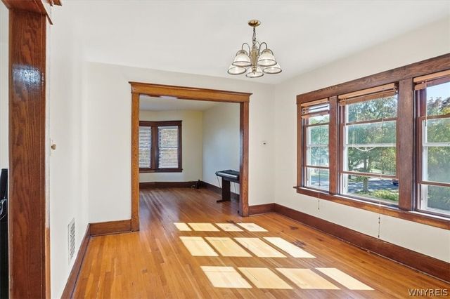 40 Fairchild Place, Buffalo, NY 14216