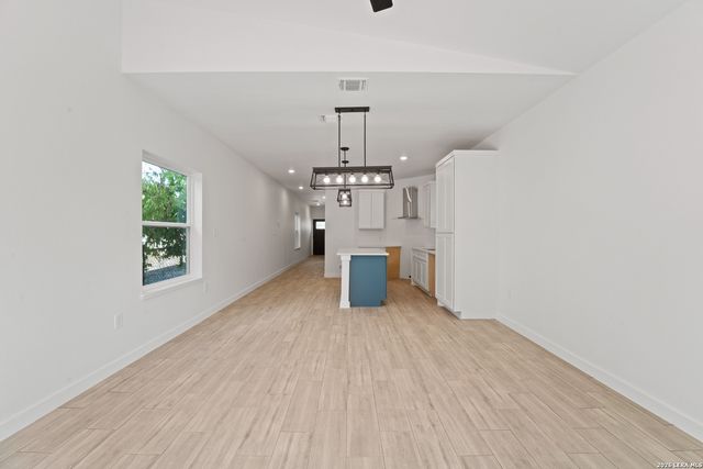 214 Cooper St UNIT A, San Antonio, TX 78210