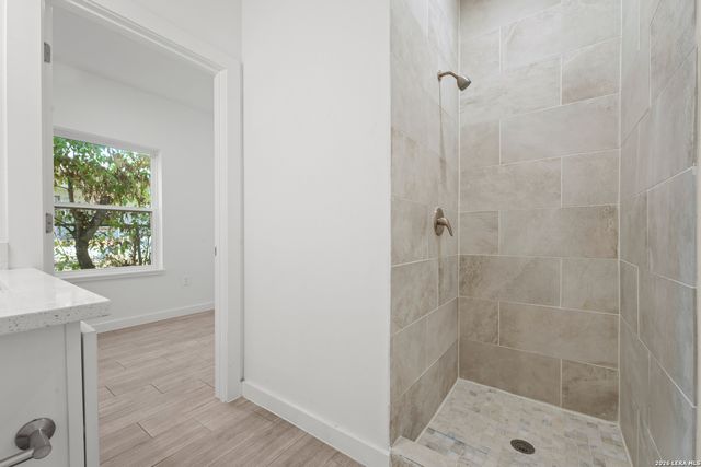 214 Cooper St UNIT A, San Antonio, TX 78210