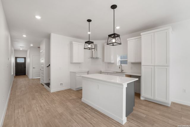 214 Cooper St UNIT A, San Antonio, TX 78210