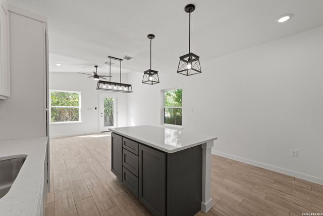 214 Cooper St UNIT A, San Antonio, TX 78210