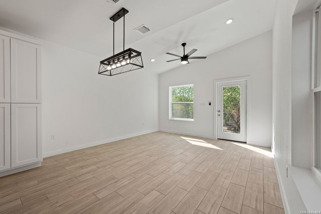 214 Cooper St UNIT A, San Antonio, TX 78210